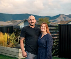 24__FocusFillWyItMC4wMiIsIi0wLjI4Iiw2MDAsNTAwXQ.05.02_nbs_brandstory_thecampbells-001_web