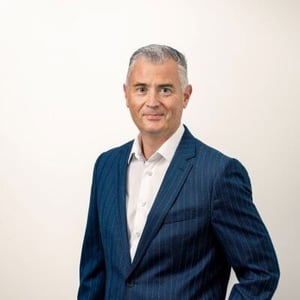Kris_Renouf_web